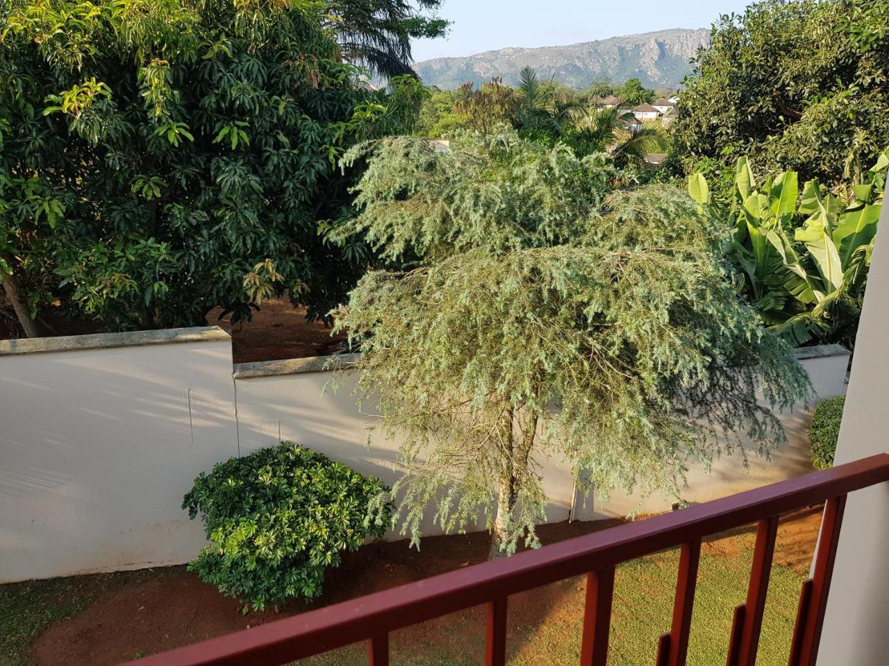 Ezulwini Guest House Dış mekan fotoğraf
